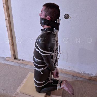 Enjoy your bondage !